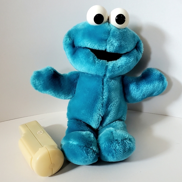 Cookie Monster Tickle Me - Picture 5 of 5